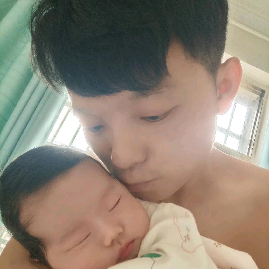 金先生（丫丫、汐汐、皮皮的粑粑）