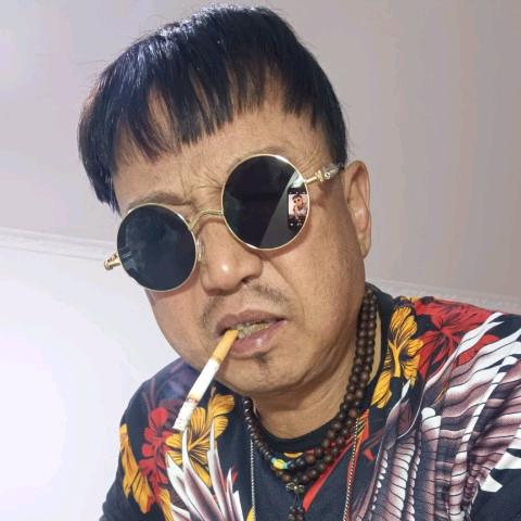 男子汉，向家大院