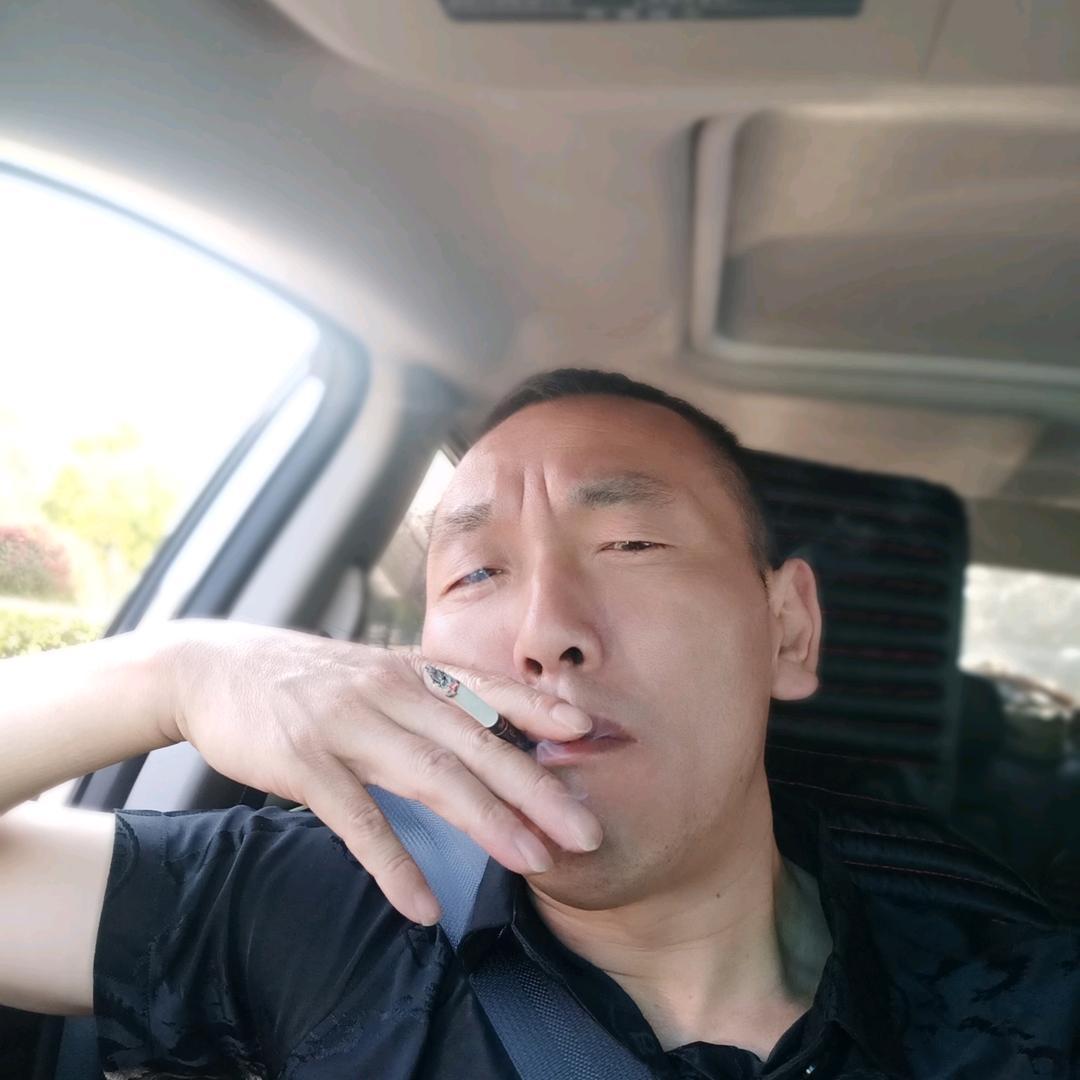 往事随风…爱恨随意………