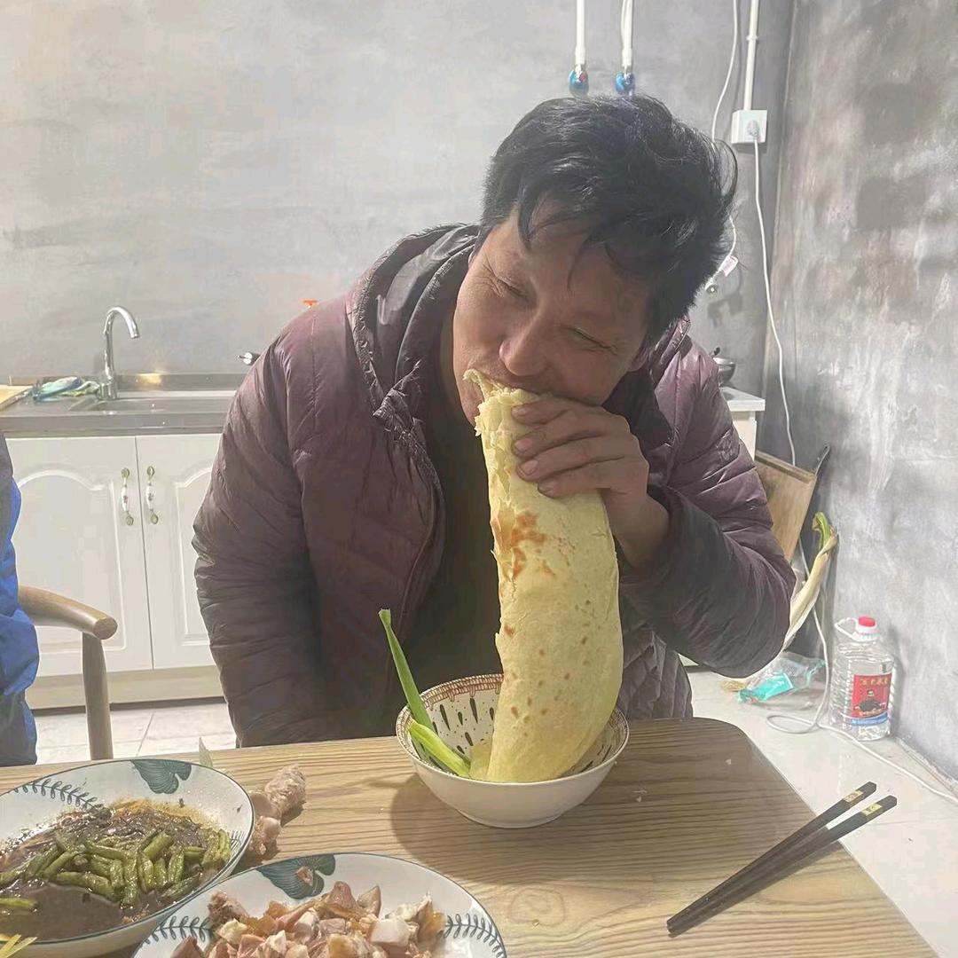 王2小放牛，不往好草赶