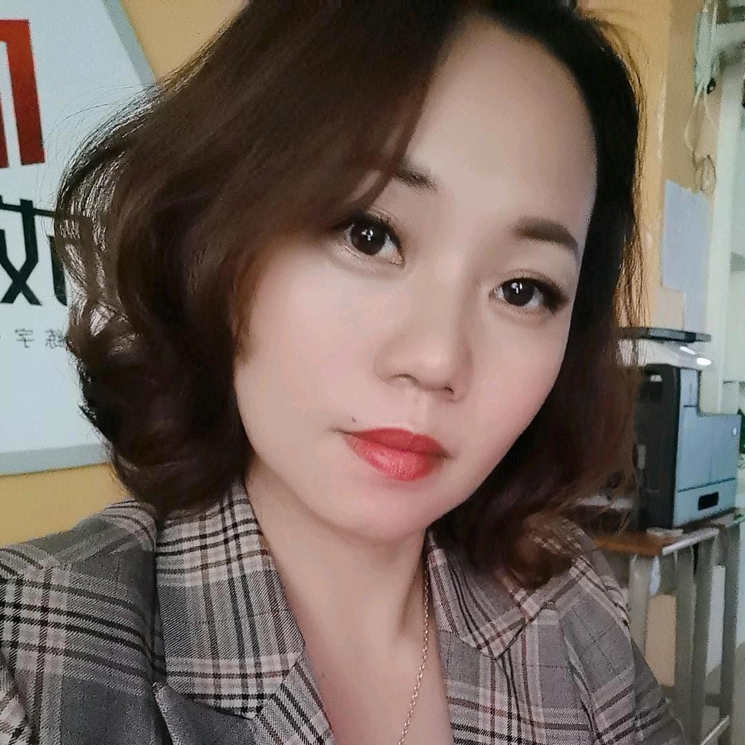 巜一晃就老了》