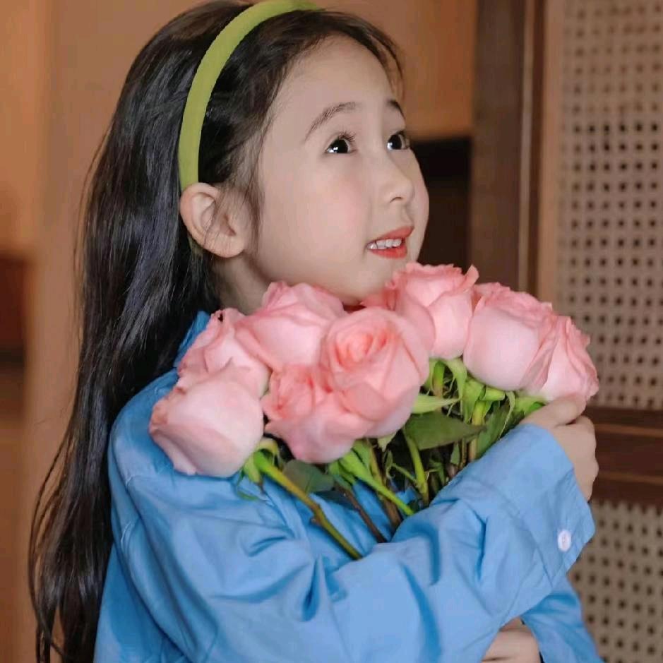 蓝光(˵¯͒〰¯͒˵)