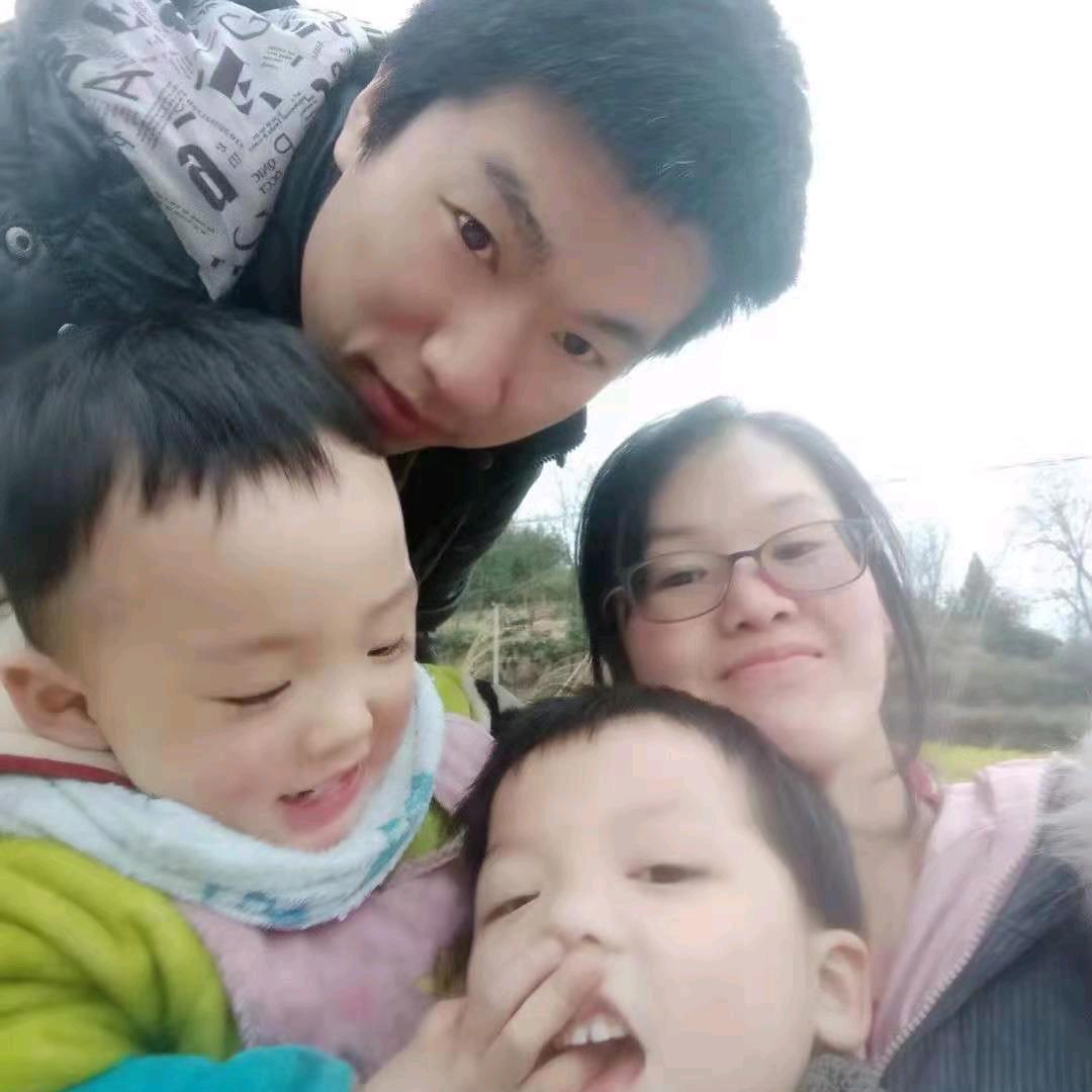 湖南人唐蕾在张家港（永磁同步/异步电机）