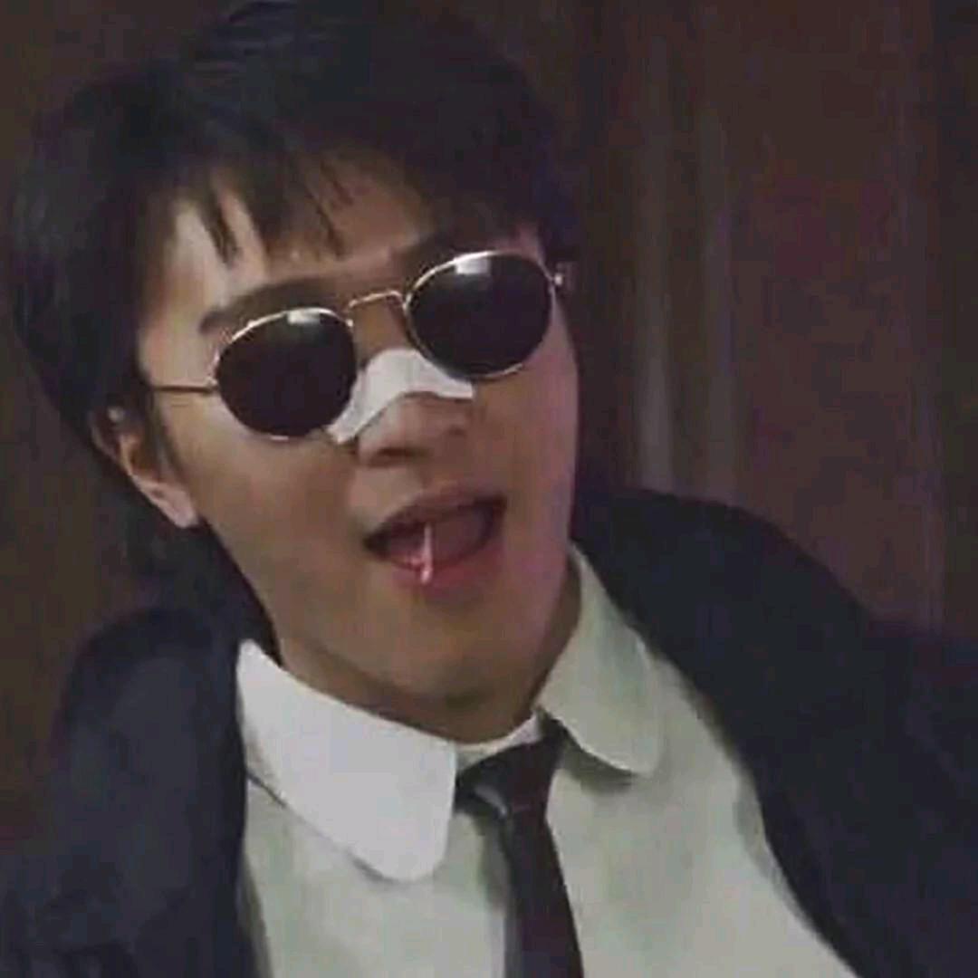J🍼