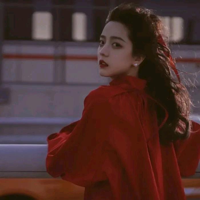 漂亮姐姐的可乐糖