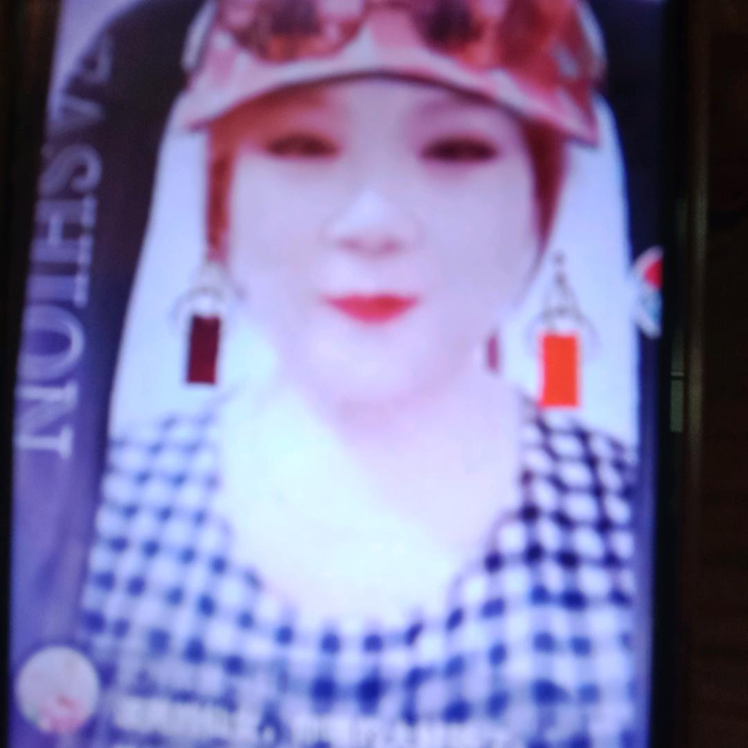 富贵花开小英姐