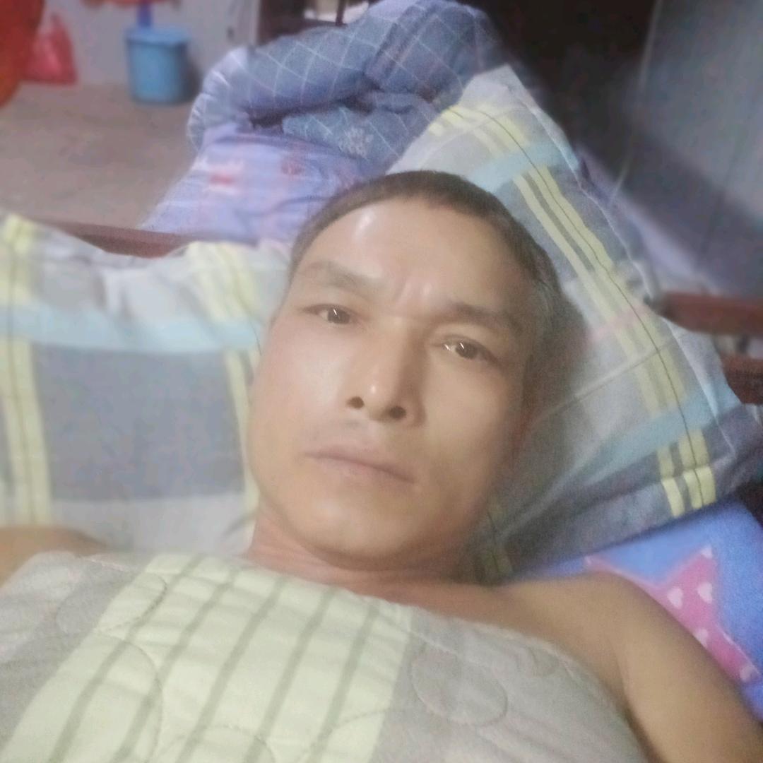 李富春