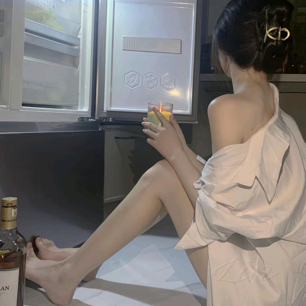 呆呆.