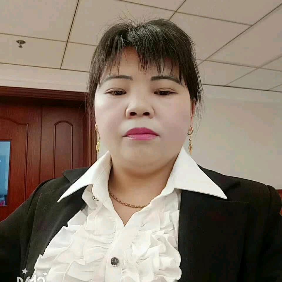 雪怕太阳草怕霜，人怕没钱情怕伤🌹🌹
