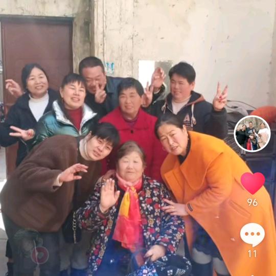 王一样珍贵的男人。