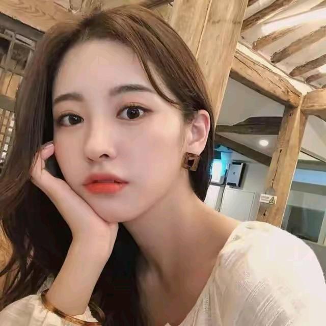 专注户外悠悠萝莉