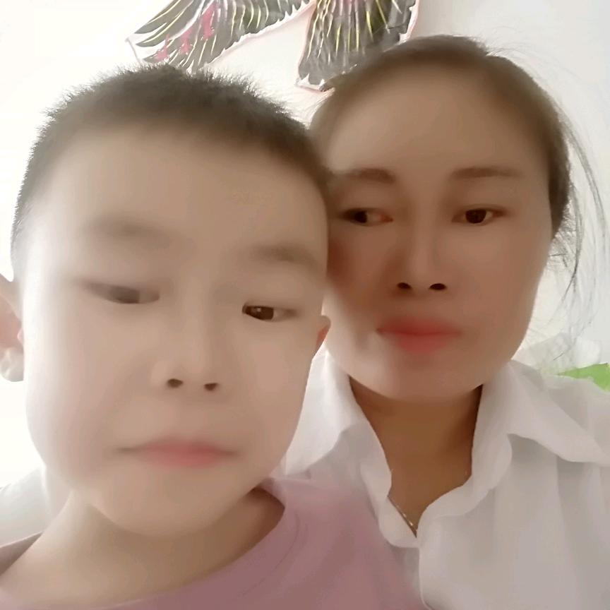 孤独的月亮，陈