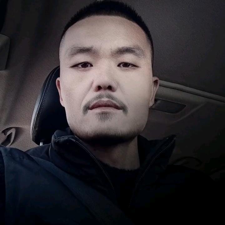 娄苇苇