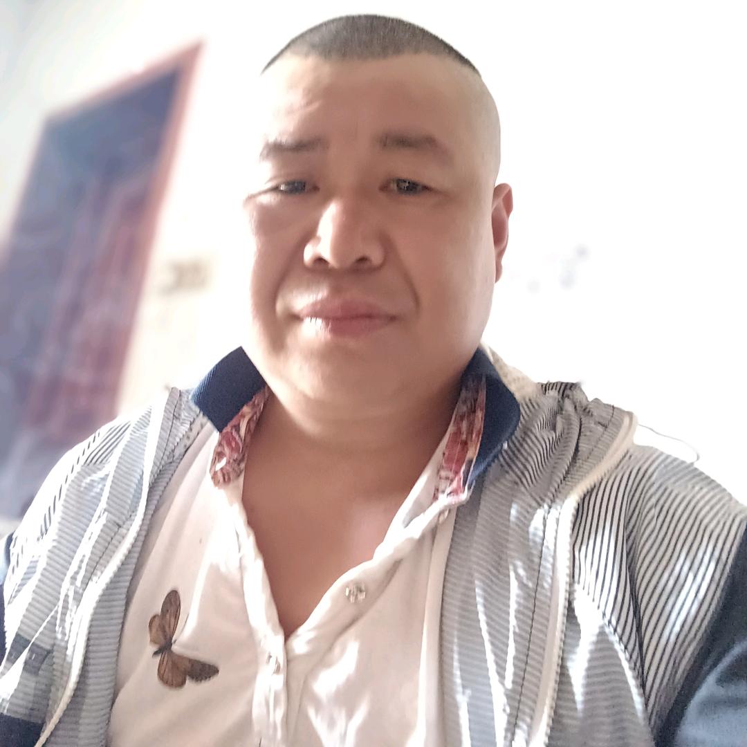 部长彩钢瓦搭建，圈链门安装。