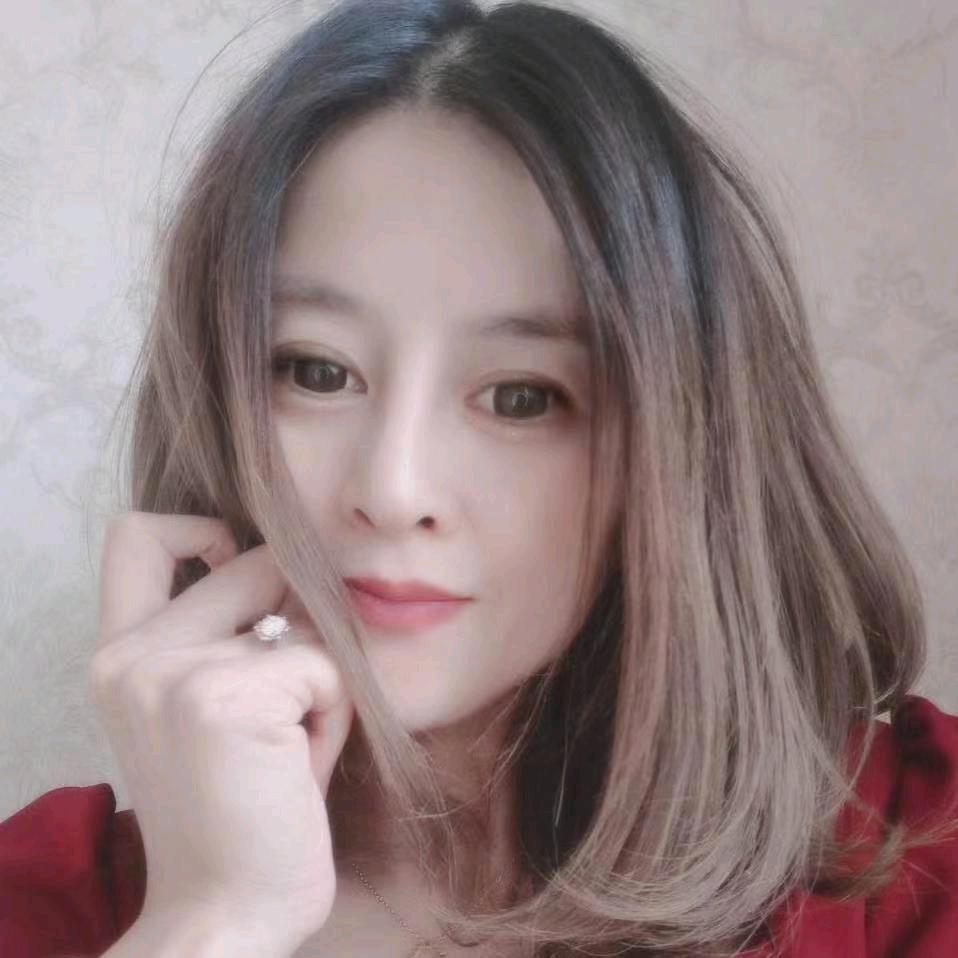 王伊伊✨