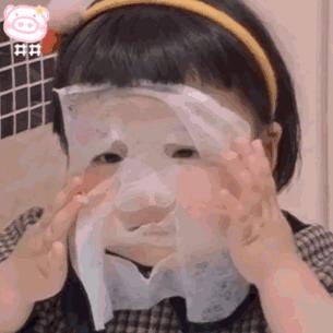 抬头月牙湾湾