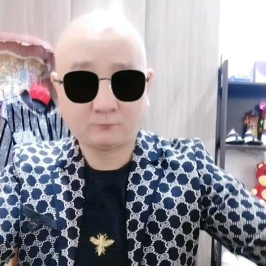 情歌王子！灵魂舞者！