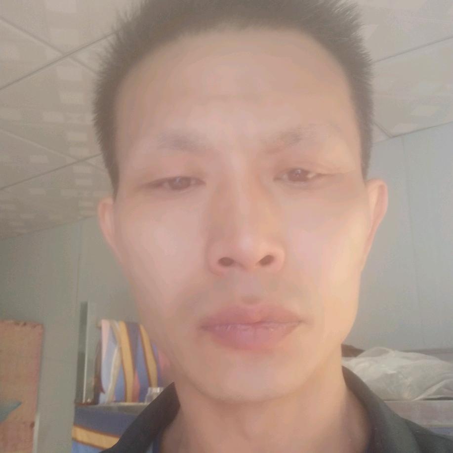 嘲讽的人