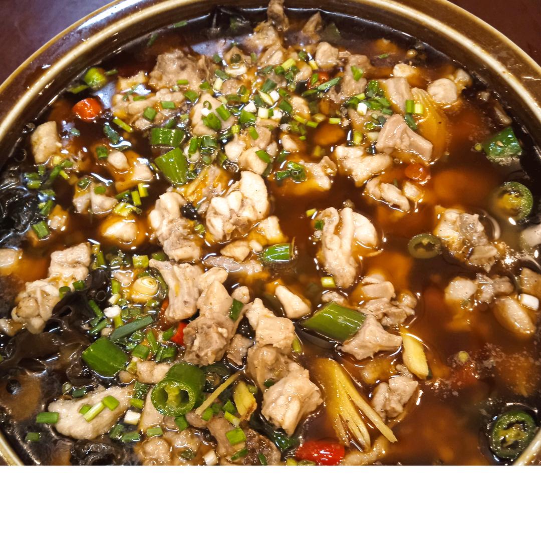 王老表会做点家常菜