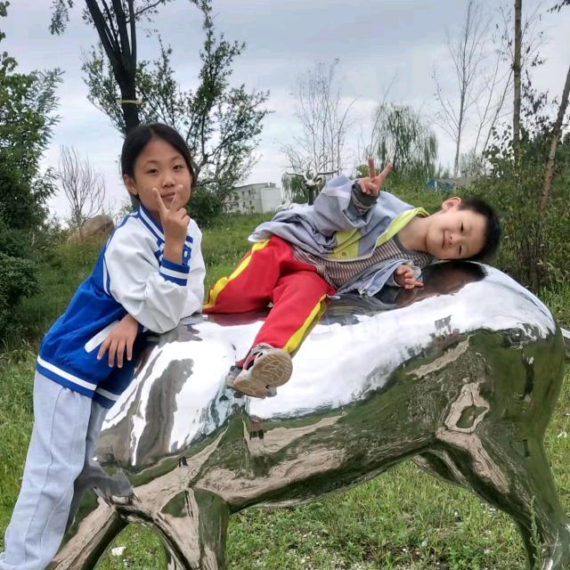 静心看世界