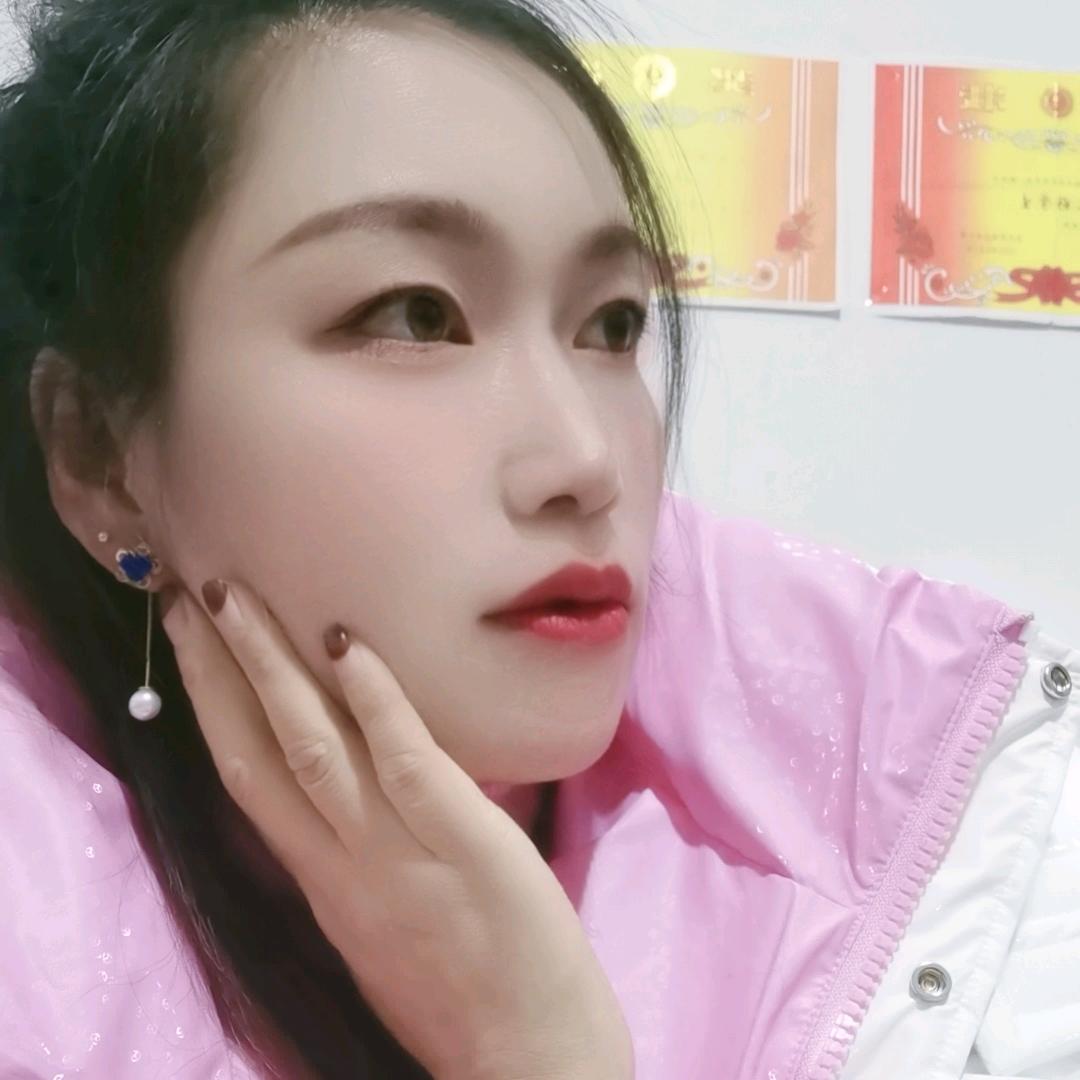 小尹