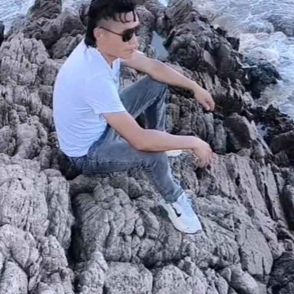 谭小东