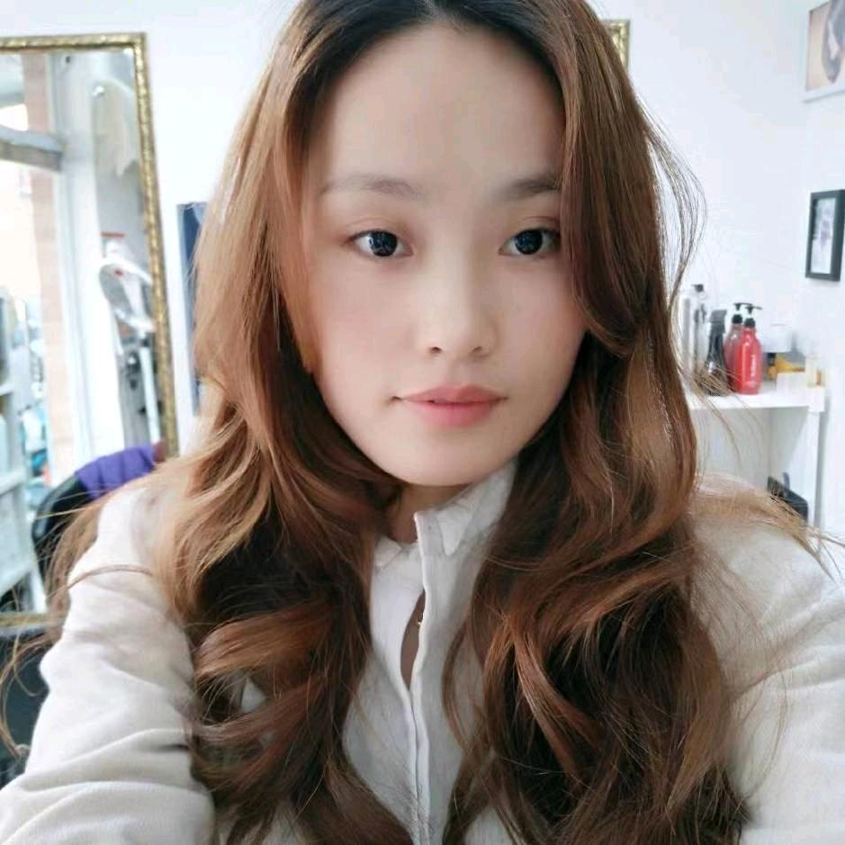 七月天发型设计-小语