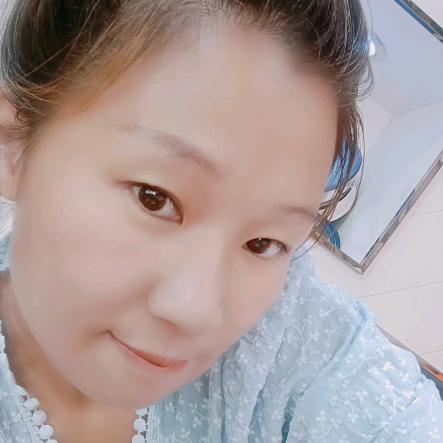 啄木鸟箱包和藏奥堂精华浴足液