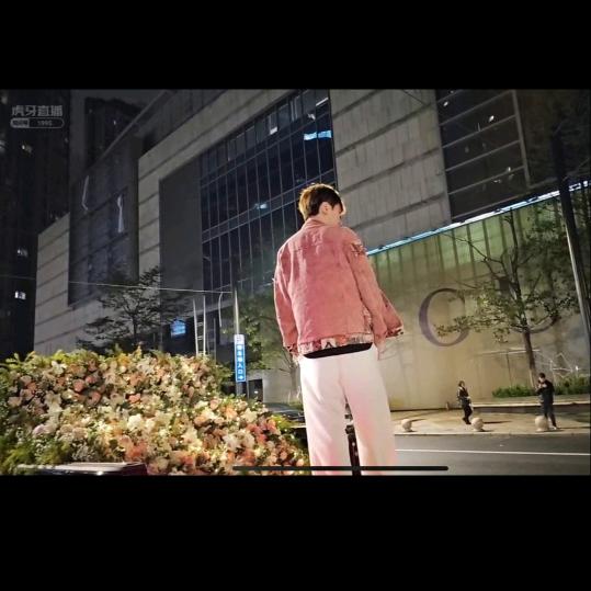 oi 一两风¹⁹⁹⁵