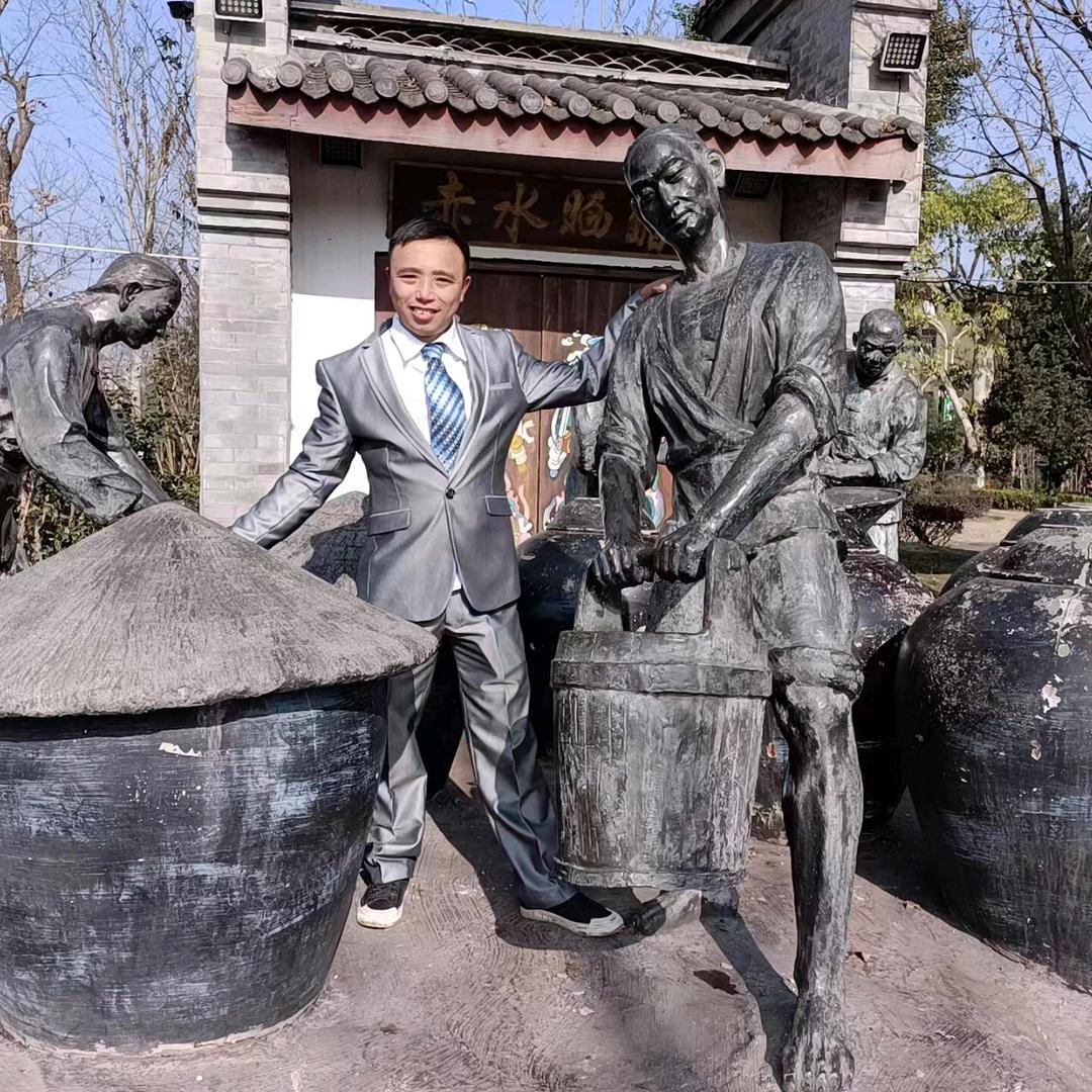 我是单身哥哥18885261317