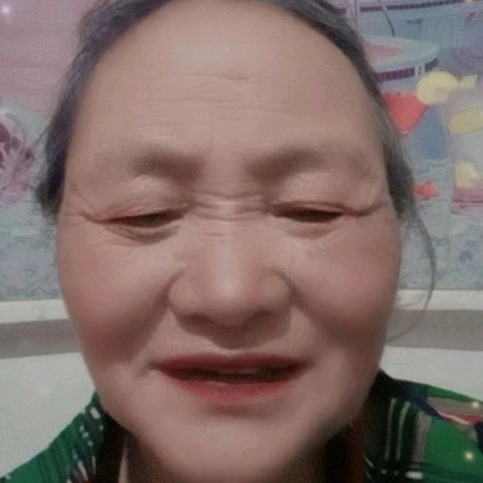 罗连群