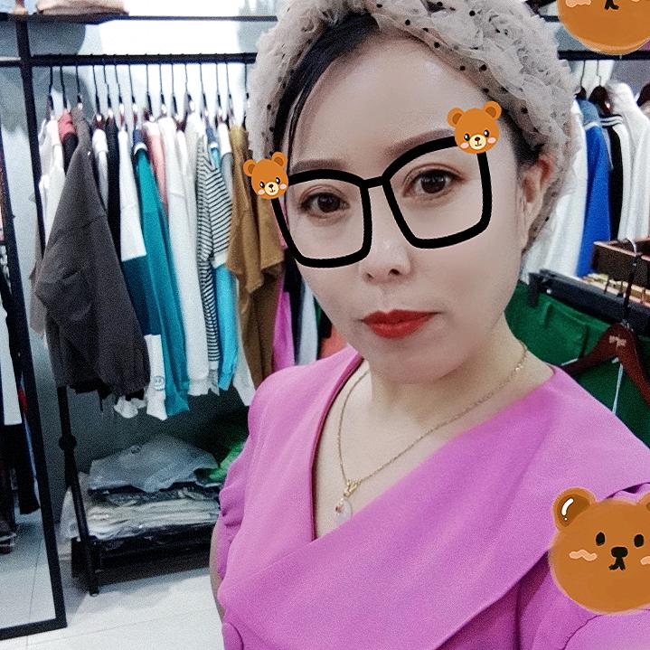 @刘姐衣服穿搭