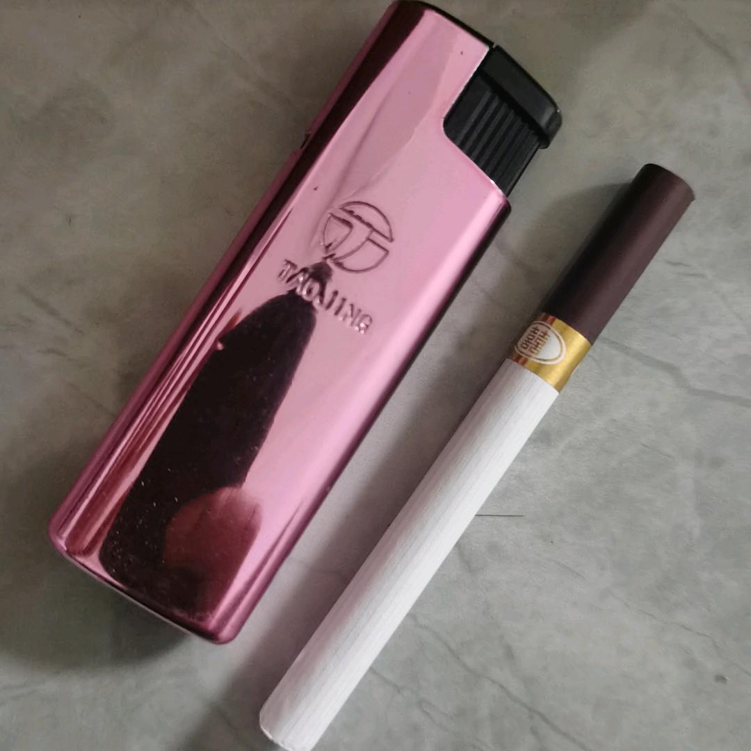 沉默寡言