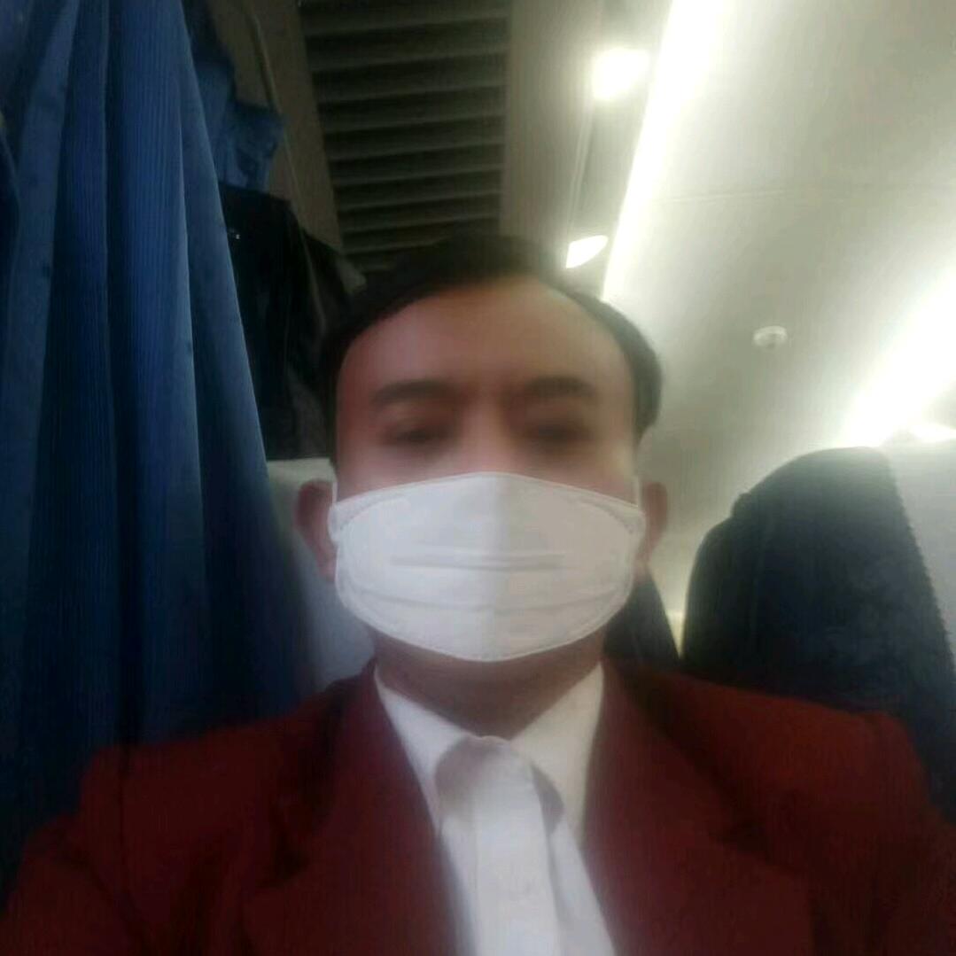 用户5734124075370韩博