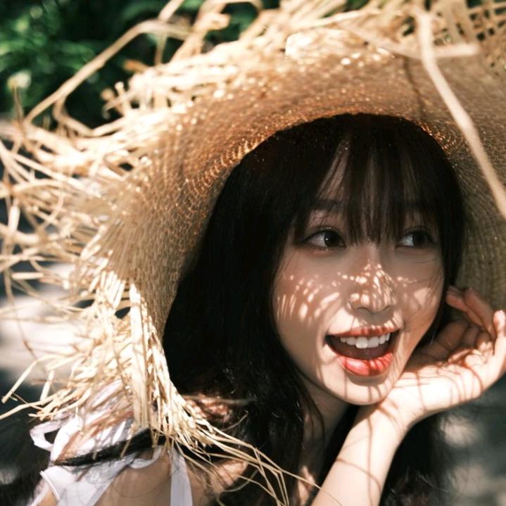 小石榴.