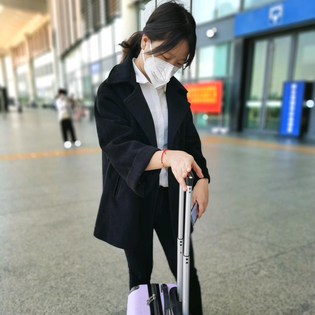 姓黄也