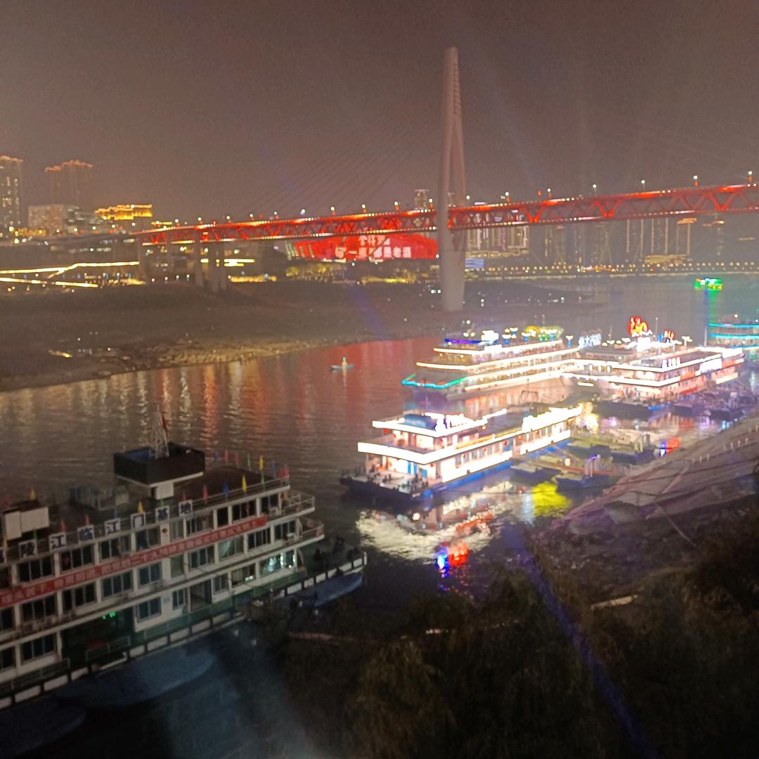 攀登高峰
