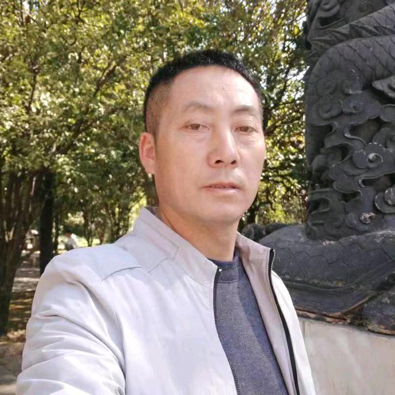 钟贵伦
