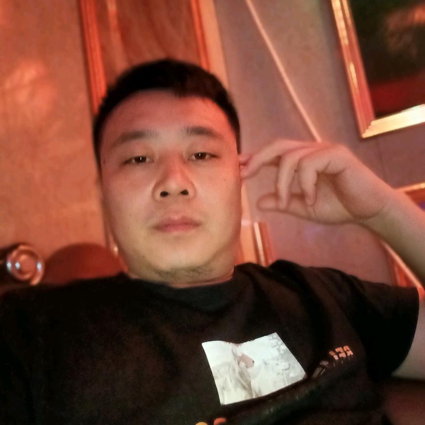大黄狗哥