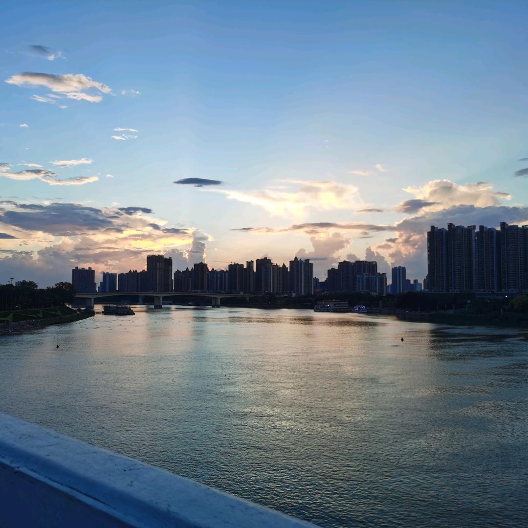 🌈咸鱼想翻一下身