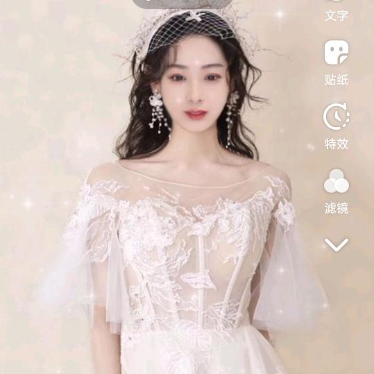 爱唱歌的， 霞
