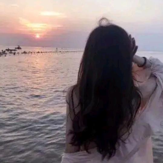 玲玲~💃🏻