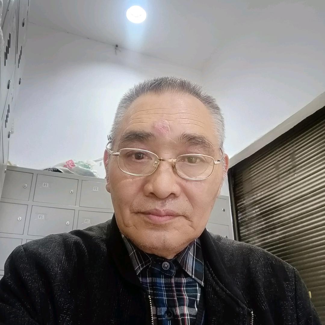 龙丶一生平安