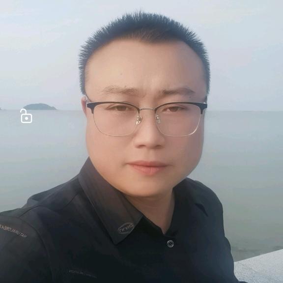尿不湿大叔 陈一碗周