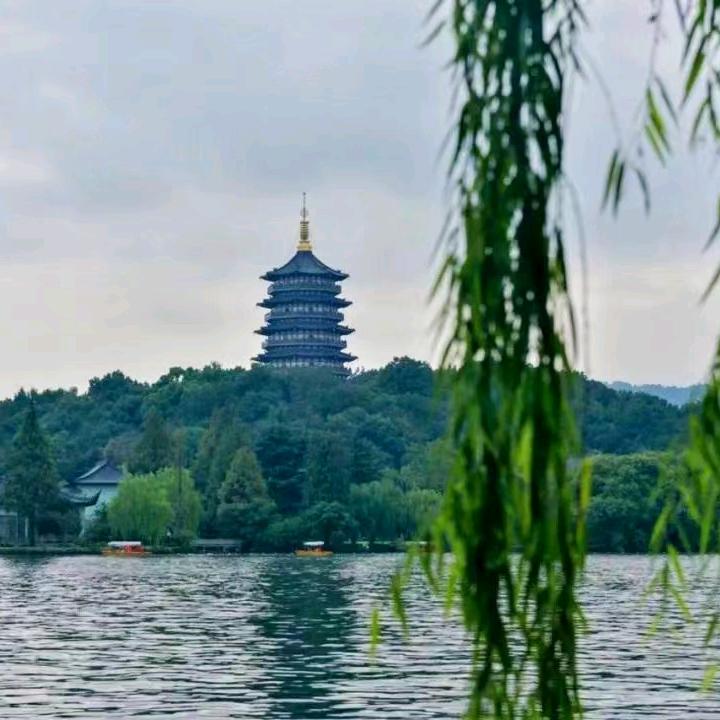 红红
