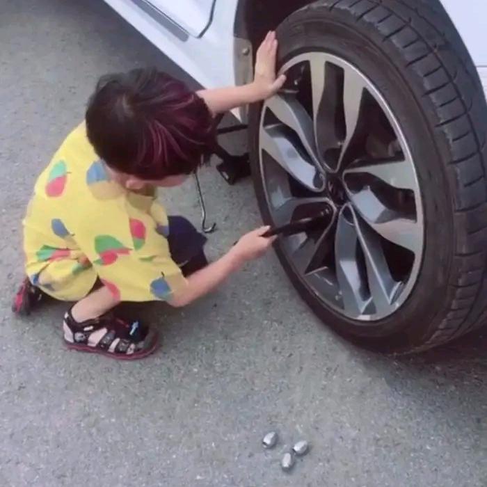 田林跃鸿汽车养护