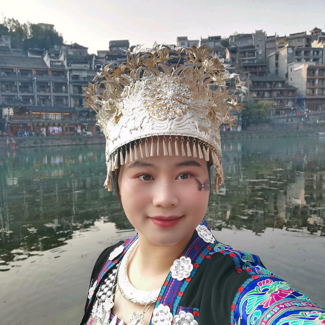 天天生鲜超市卖水果的小陈