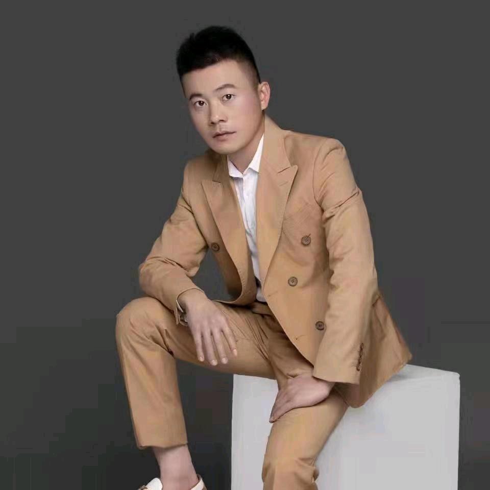 柳州龙哥二手车自由交易中心