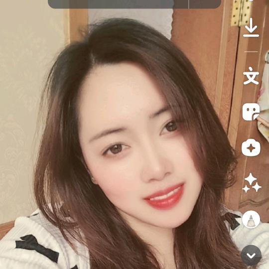 爱笑的女孩