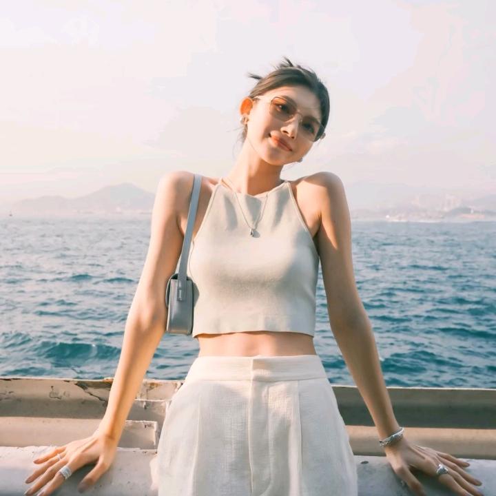 栈别小巷.